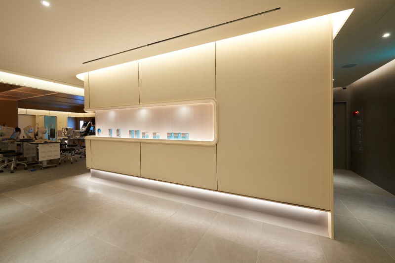 Are you looking for an ophthalmology clinic with evening hours? 사진 3