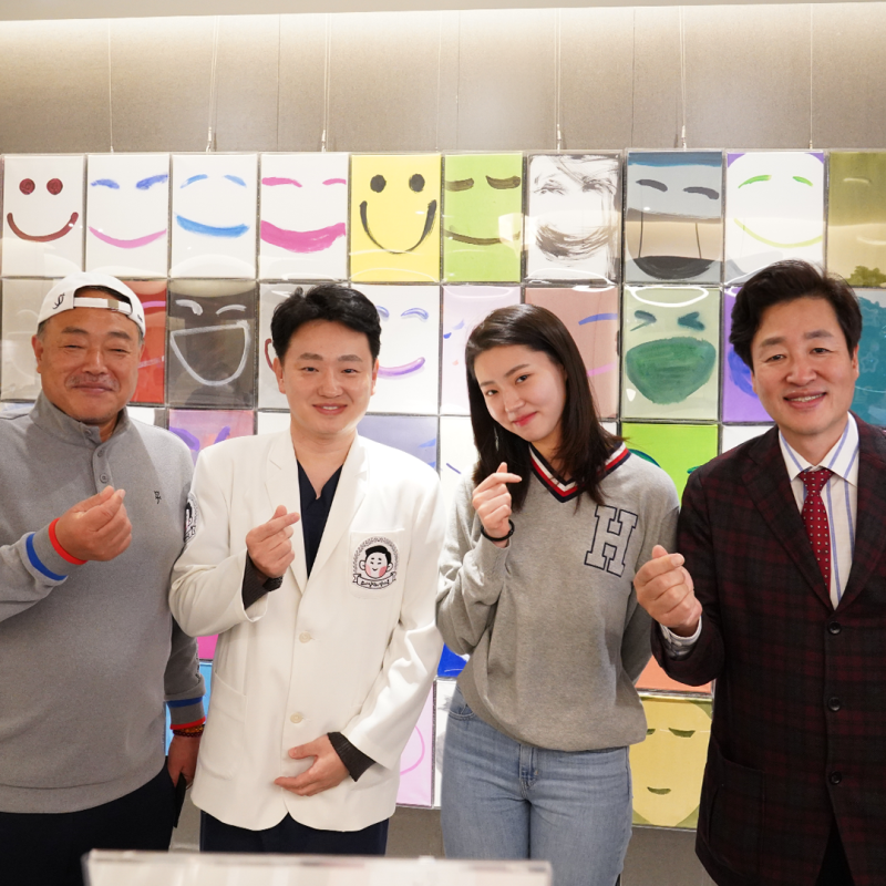 [Gangnam Smile Eye Clinic] คุณคิมฮึงกุกและลูกสาวคุณคิมจูฮยอนมาเยี่ยมคลินิก / คุณคิมฮึงกุก นักร้องชื่อดังและผู้สร้างความบ