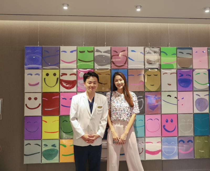 ซูเปอร์โมเดล จองอีนา เยี่ยมชมโรงพยาบาลจักษุคังนัมสไมล์! 사진 7