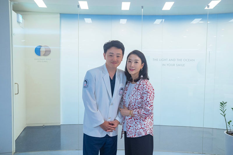 Renowned Korean Actress Kim Bo-yeon Undergoes Presbyopia and Cataract Surgery 사진 9