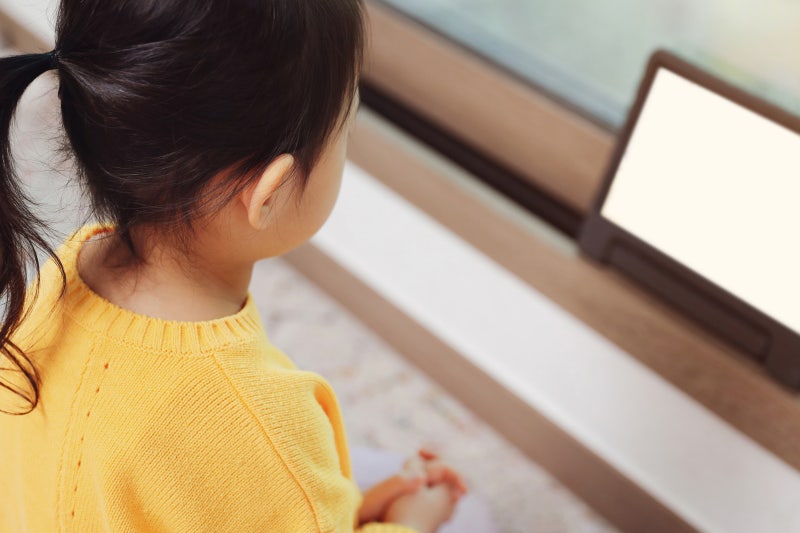 眼内レンズ挿入術、なぜ最近受ける人が増えているのか？